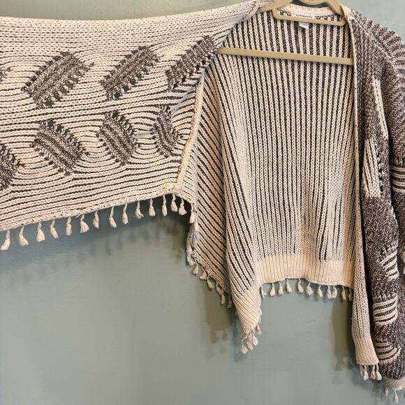 Anthropologie Cardigan Sweater Gray One Size - Picture 5 of 7